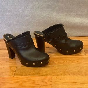 a.n.a A New Approach  Size 7M  Block Heel Sandals